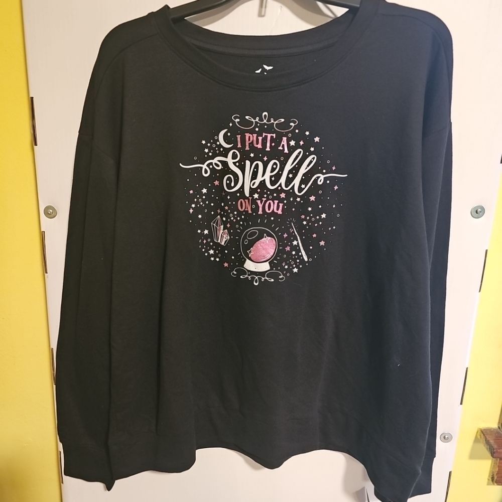NWT Women's Large Happy Halloween Crewneck Sweatshirt "I Put A Spell On You"